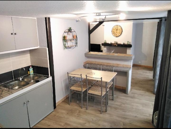 Appartement T2 Bis Quartier Château De *